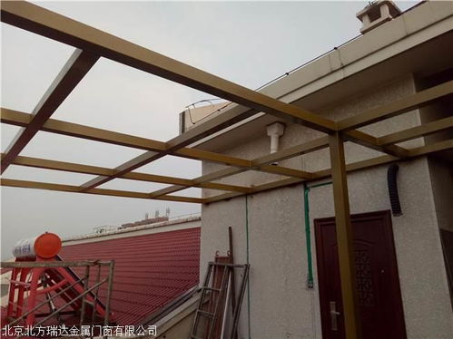 匠心筑造陽(yáng)光生活 朝陽(yáng)東壩家園露臺(tái)玻璃陽(yáng)光房及金屬門(mén)窗工程施工全解析